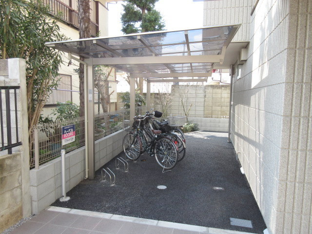 メゾン モンノムのその他共用部分|★自転車駐輪場★