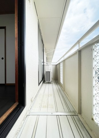 セジュール住吉Ⅱのバルコニー