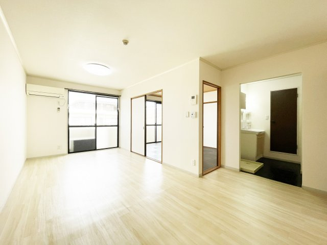 セジュール住吉Ⅱの居間・リビング