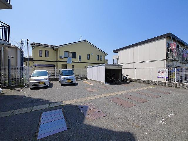 アルファプレイスの駐車場|駐車場です