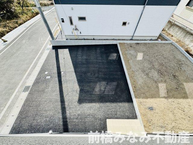 前橋市江田町第6　８号棟(全９棟)　クレイドルガーデン　新築建売分譲の駐車場|駐車場があるので、車を買う予定の方も安心です