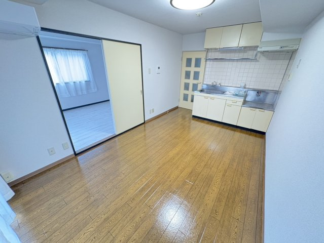 サンクレスト本中山の居間・リビング