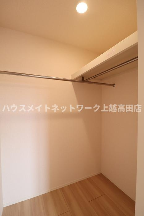 さくらガーデンⅡの収納|ウォークインクロゼット