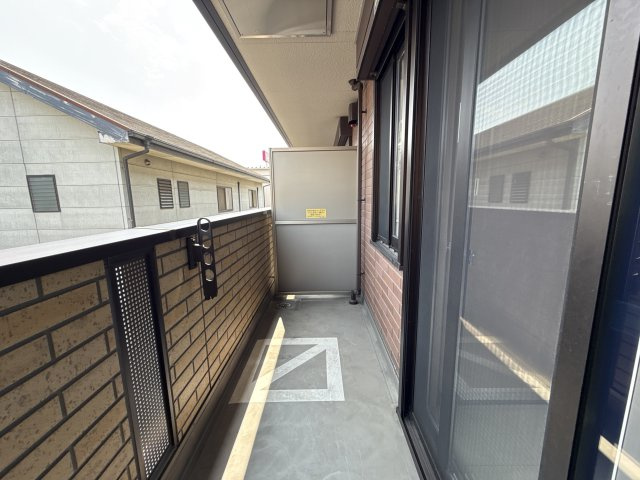 ロータス長町 B棟のバルコニー
