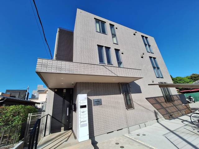 カーサシシィ逗子の外観