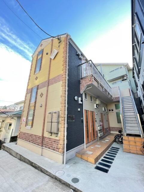 横浜市保土ケ谷区桜ケ丘1丁目のアパートの画像