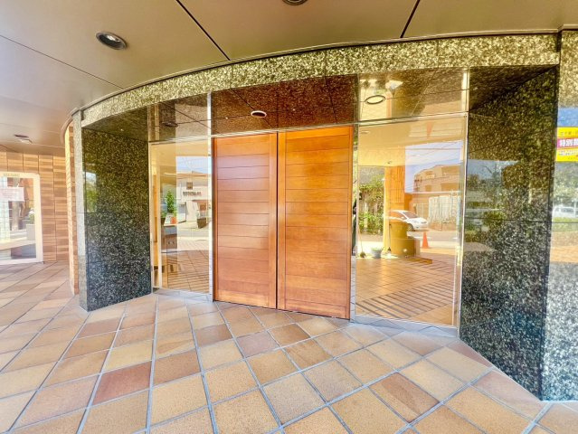 藤和シティホームズ社口のエントランス|自動扉