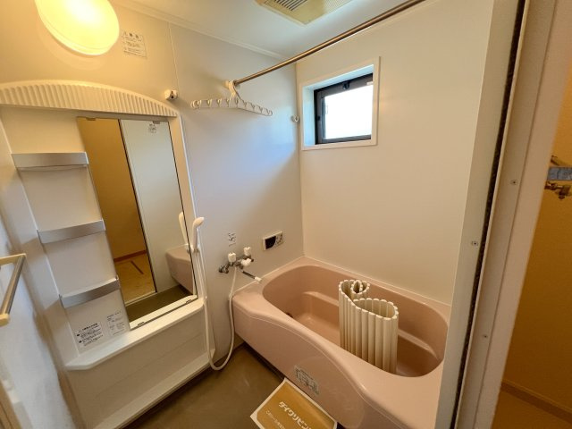 セジュール堂林 A棟の浴室