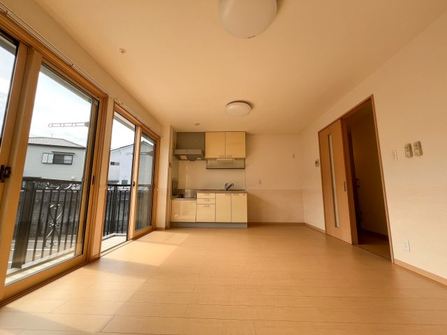 セジュール堂林 A棟の居間・リビング