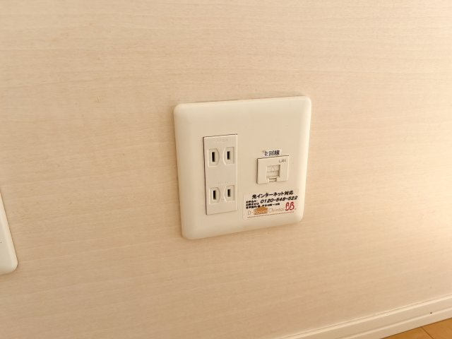 UN DE CES JOURSの設備