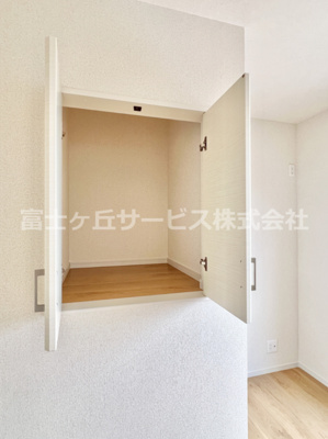 【収納】 | 富士市岩本 11期 新築一戸建て 3号棟 | 寝室の収納です