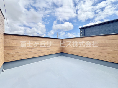 【バルコニー】 | 富士市岩本 11期 新築一戸建て 3号棟 | 陽当たり良好なバルコニーです