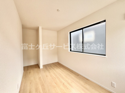 【洋室】 | 富士市岩本 11期 新築一戸建て 3号棟 | 6.2帖の洋室です