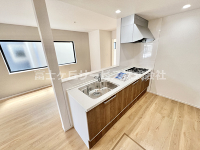 【キッチン】 | 富士市岩本 11期 新築一戸建て 3号棟 | 使いやすいキッチンです