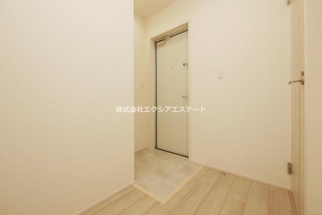 フジパレス住之江通Ⅱ番館の玄関