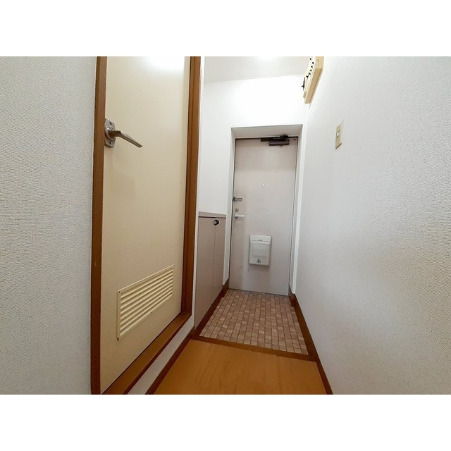 サザンクレセントの玄関