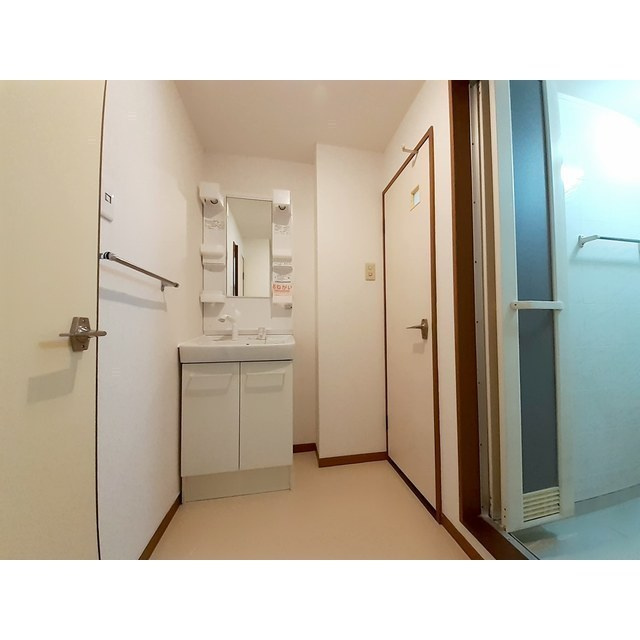 サザンクレセントの洗面所