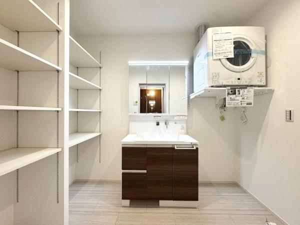 【独立洗面台】 | 加古川市第1平岡町二俣3号棟　新築戸建