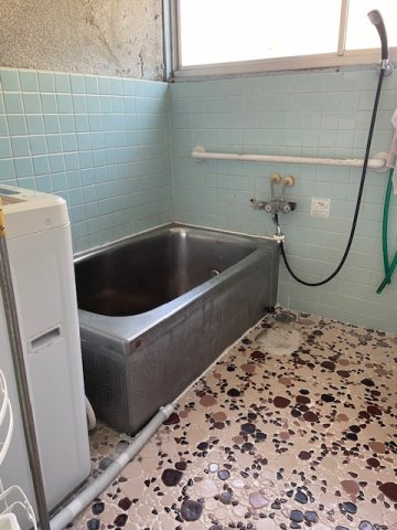 北波多竹有売家の浴室