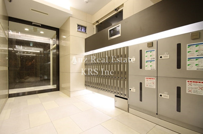 【その他共用部分】 | オリエンタル靱本町 | 大切な荷物の受け取りに便利な宅配ボックス設置！