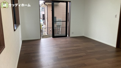 【居間・リビング】 | 越谷市大泊　中古一戸建て