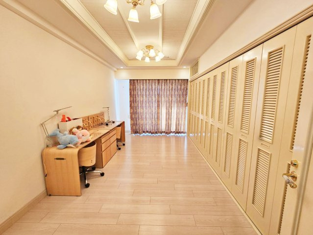 アパタワーズ神戸三宮の洋室|使い勝手のいい洋室です