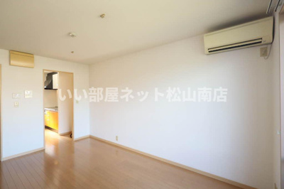 【内装】 | クローバの森