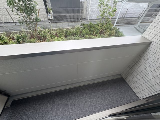 エイトポレール八木のバルコニー