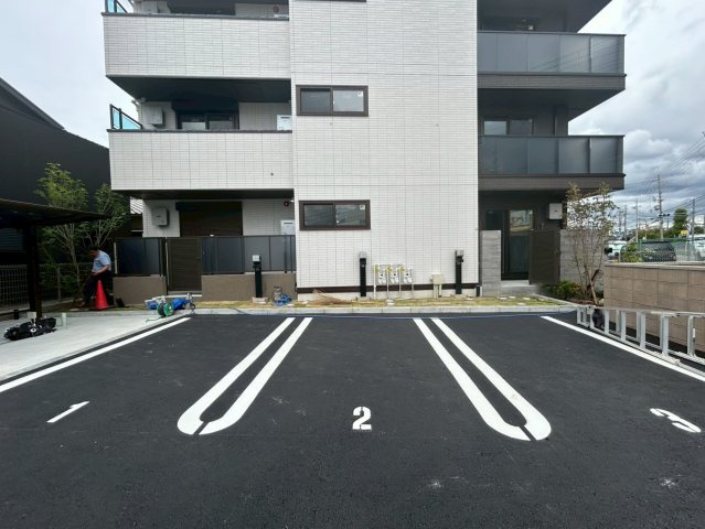 D-residence東五百住町の駐車場