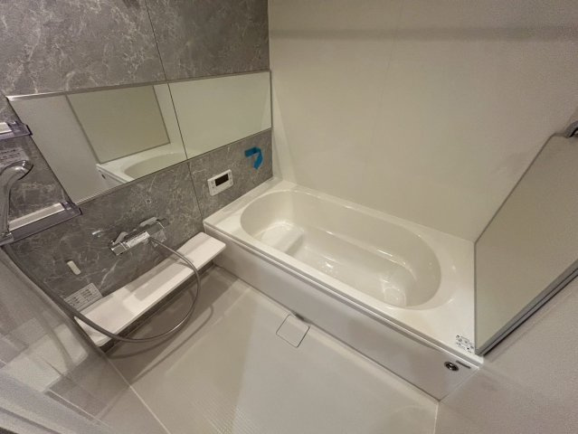 D-residence東五百住町の浴室