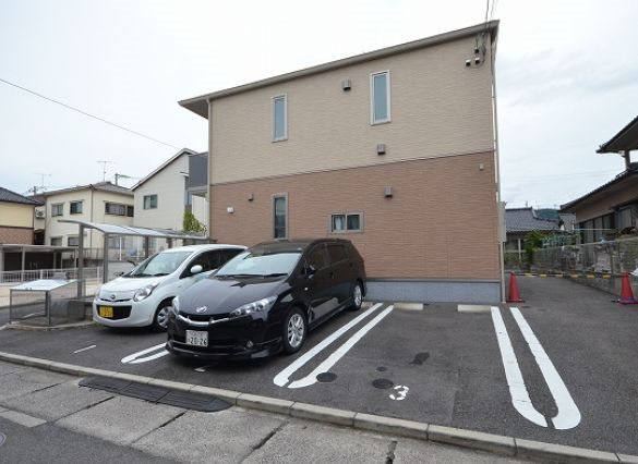 【駐車場】ラ　ブリーゼ