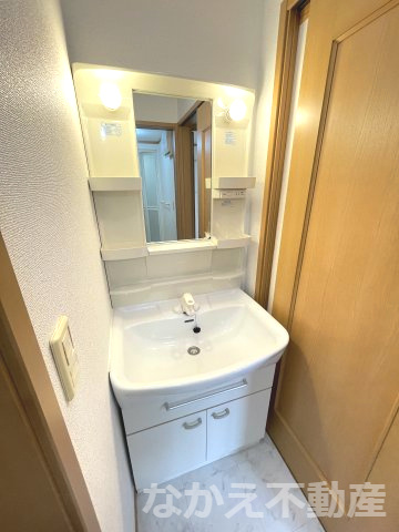 【洗面所】 | 忙しい朝には欠かせない洗面所です
