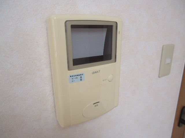 ライブリーの内装|カメラ付インターホン