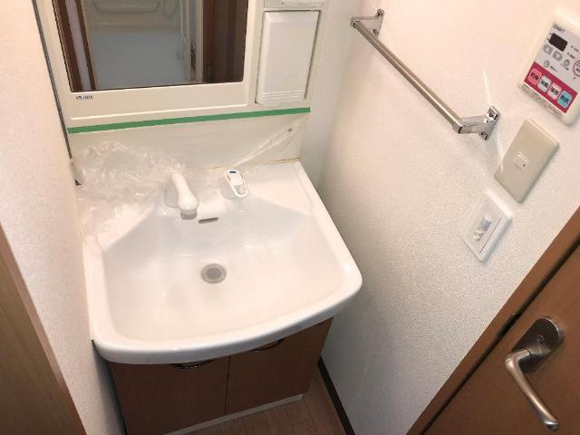 シャルマン・中島の洗面所|朝シャンしやすいシャワー洗面