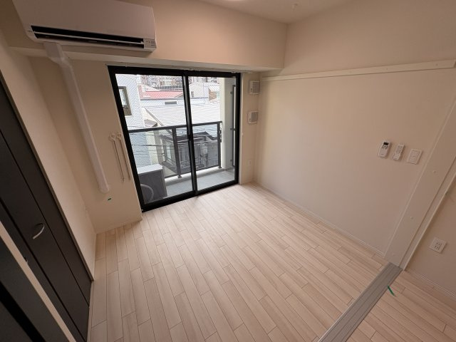 ピーニャ市川の居間・リビング