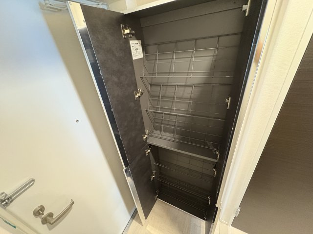 ピーニャ市川の玄関