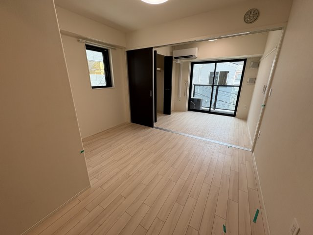 ピーニャ市川の居間・リビング