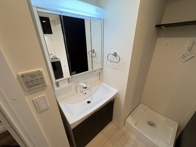 ピーニャ市川の独立洗面台