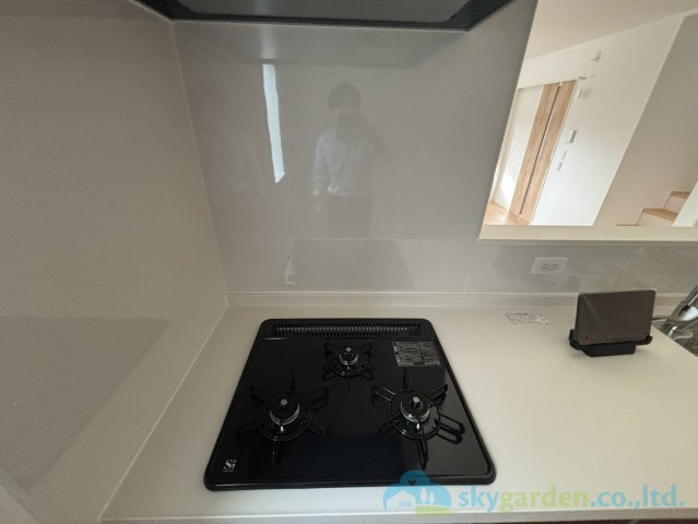 秦野市今泉24-1期　新築戸建　全2棟1号棟のキッチン