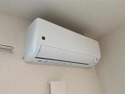 【設備】 | カンパニュール | エアコン