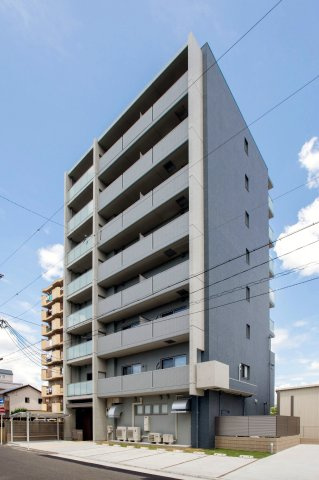 コートシャインの駐車場