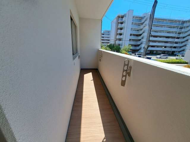 ＧＲＯＯＶＥ上甲子園レジデンスのバルコニー