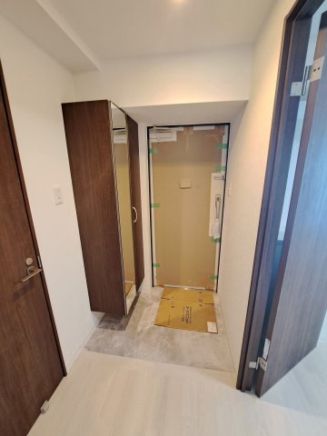 ＧＲＯＯＶＥ上甲子園レジデンスの玄関