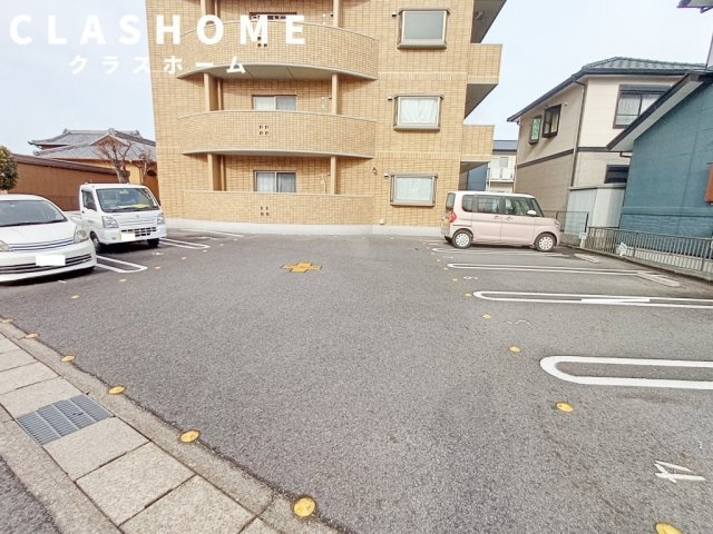 サンコートHITOTSUGI　　刈谷市の賃貸ならクラスホーム刈谷店の駐車場