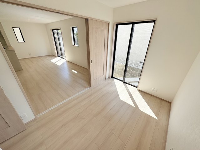 明石市魚住町中尾　新築戸建B号棟の居間・リビング