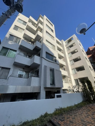 港区赤坂６丁目の賃貸マンションの外観