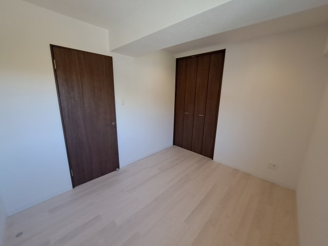 ＧＲＯＯＶＥ上甲子園レジデンスの洋室