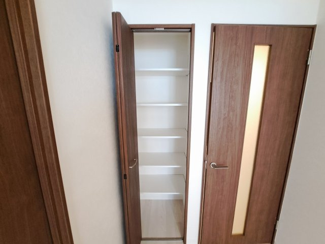 ＧＲＯＯＶＥ上甲子園レジデンスの収納