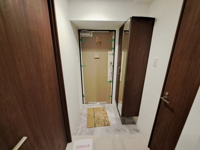 ＧＲＯＯＶＥ上甲子園レジデンスの玄関