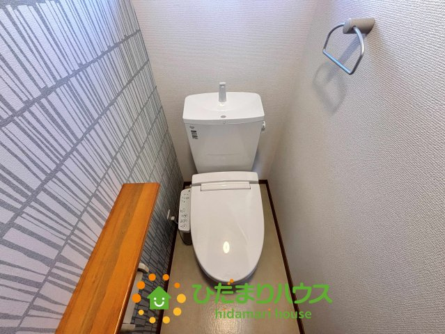 加須市久下1期　中古一戸建てのトイレ